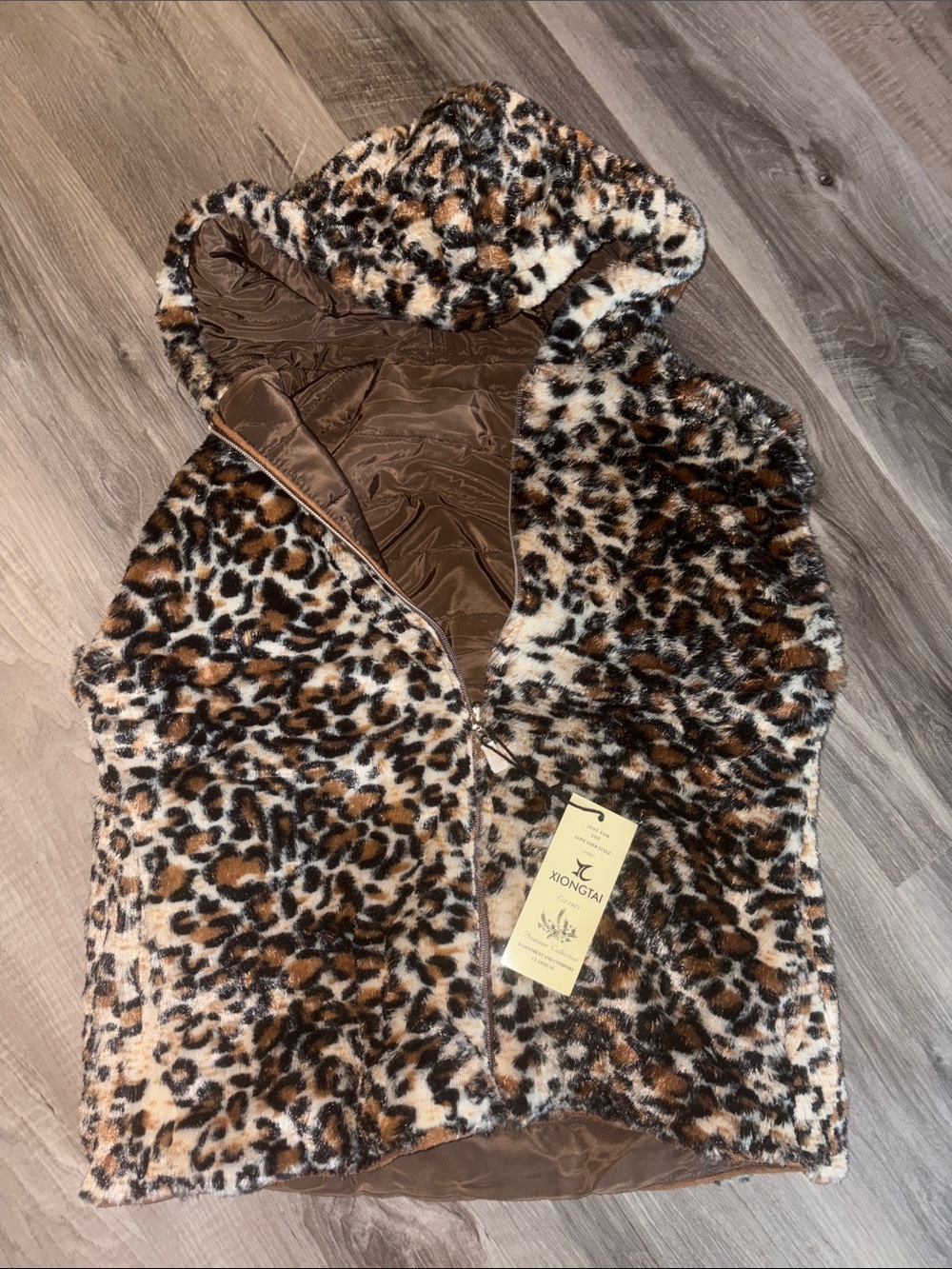 Xongtai Leopard Print Faux Fur Hooded Vest - Brown